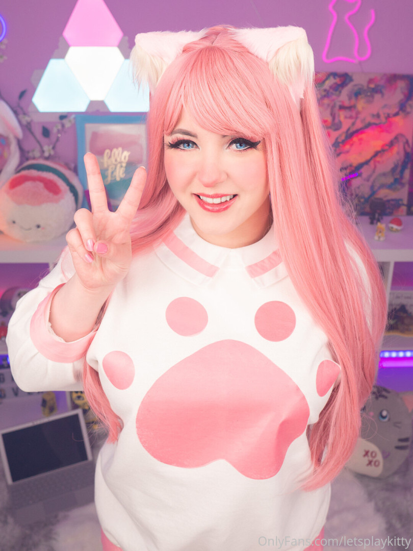 Photo by letsplaykitty published on October 14,2023 19:21:28 - BestThots