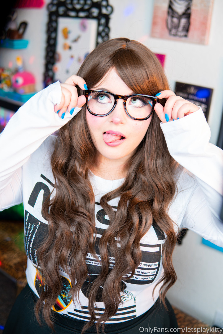 Photo by letsplaykitty published on October 14,2023 19:46:21 - BestThots
