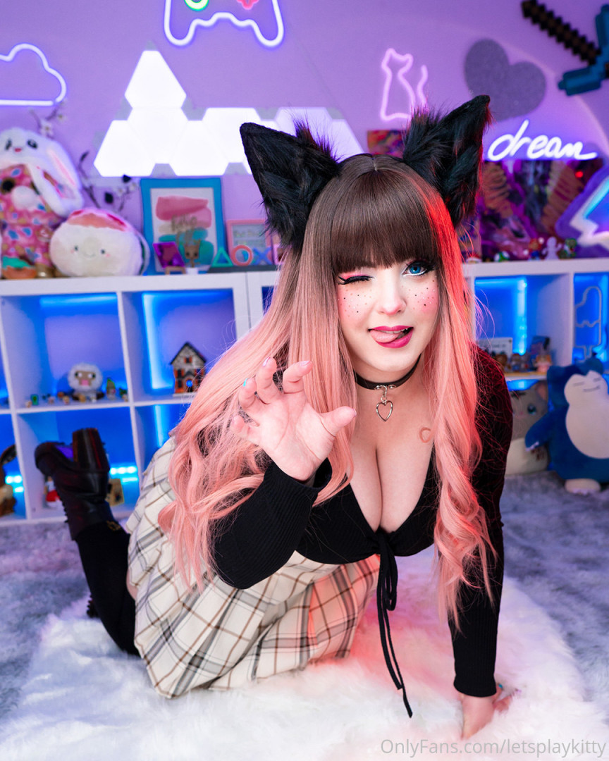Photo by letsplaykitty published on October 14,2023 20:11:14 - BestThots