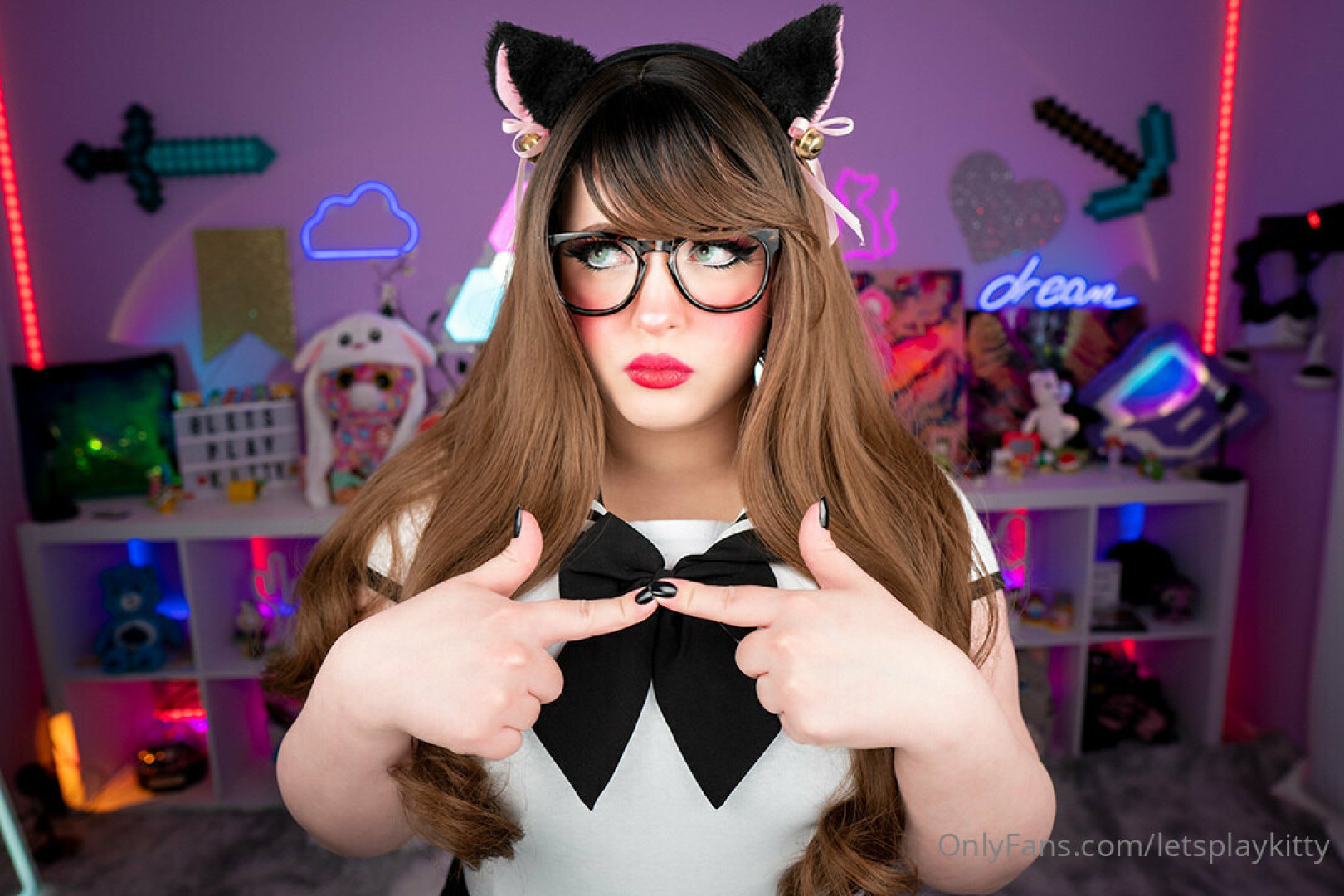 Photo by letsplaykitty published on October 14,2023 20:37:15 - BestThots