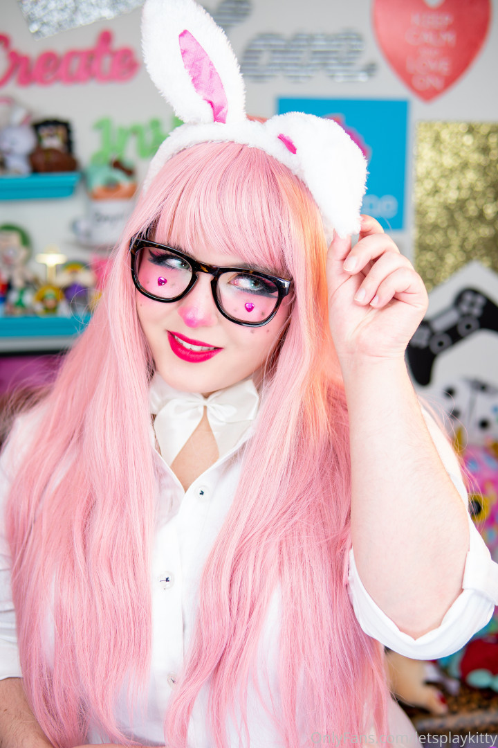 Photo by letsplaykitty published on October 14,2023 20:59:55 - BestThots