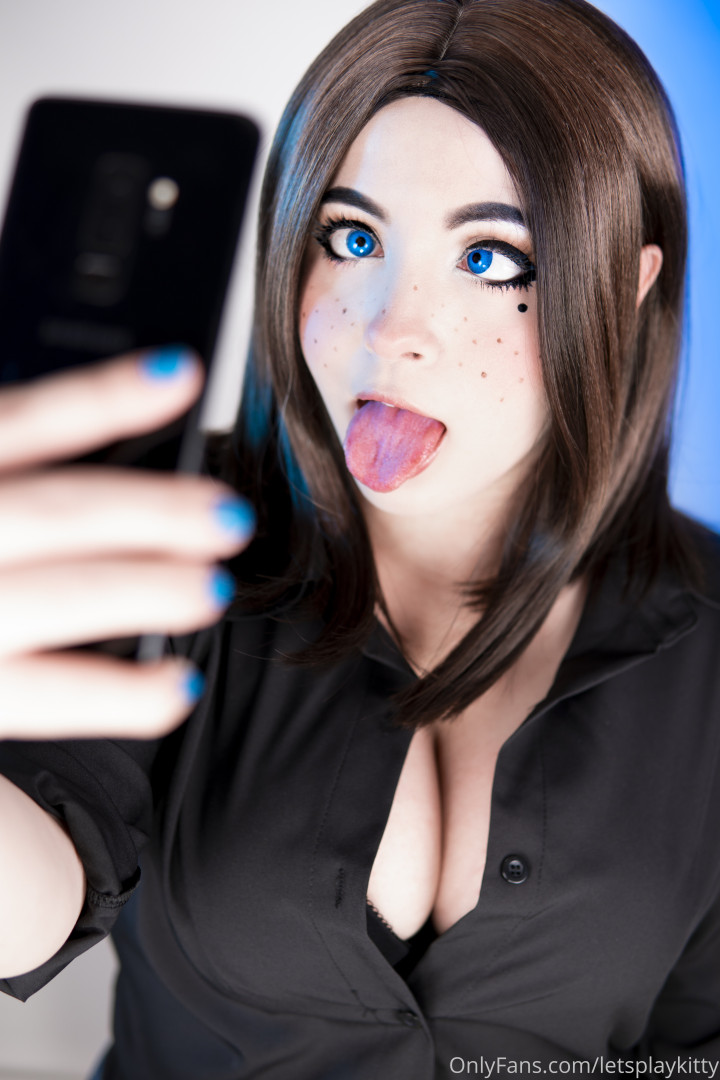 Photo by letsplaykitty published on October 14,2023 21:51:45 - BestThots