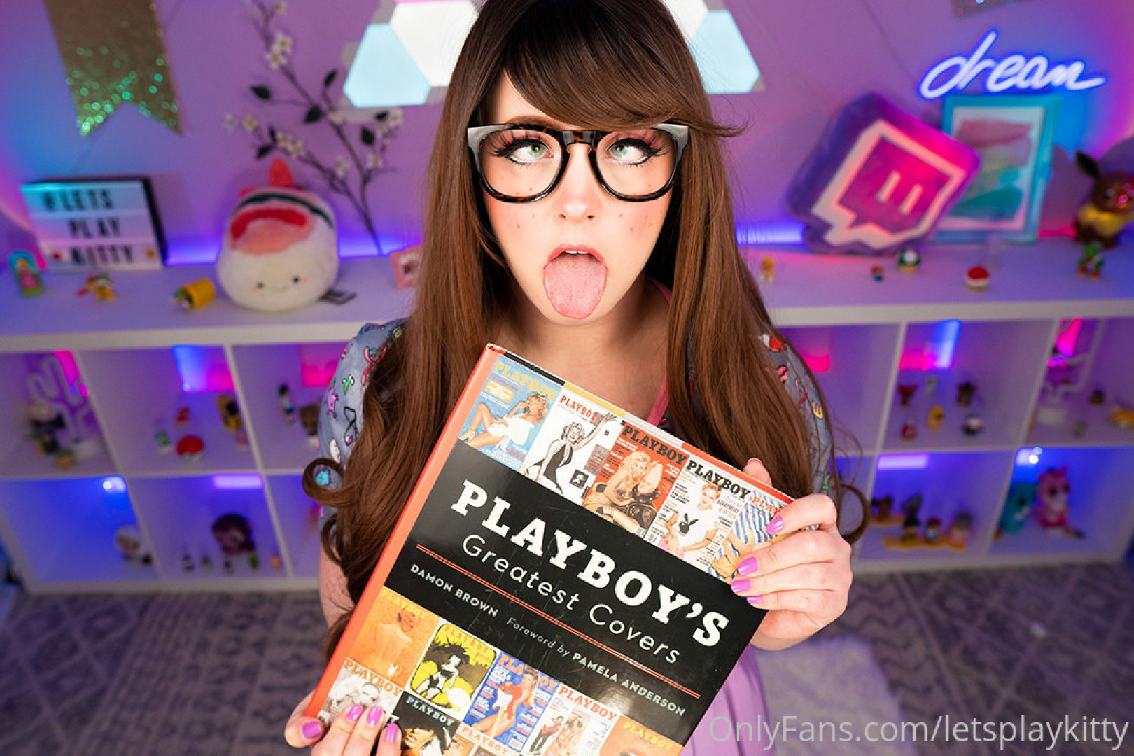 Photo by letsplaykitty published on October 14,2023 21:59:25 - BestThots