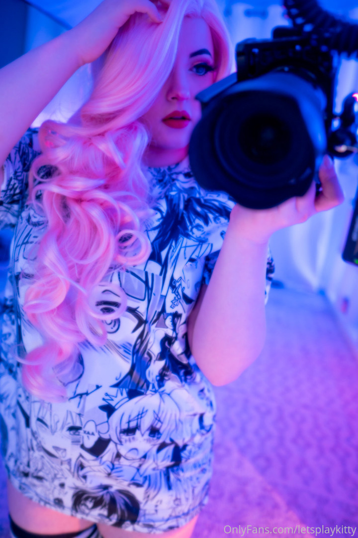 Photo by letsplaykitty published on October 15,2023 00:04:15 - BestThots