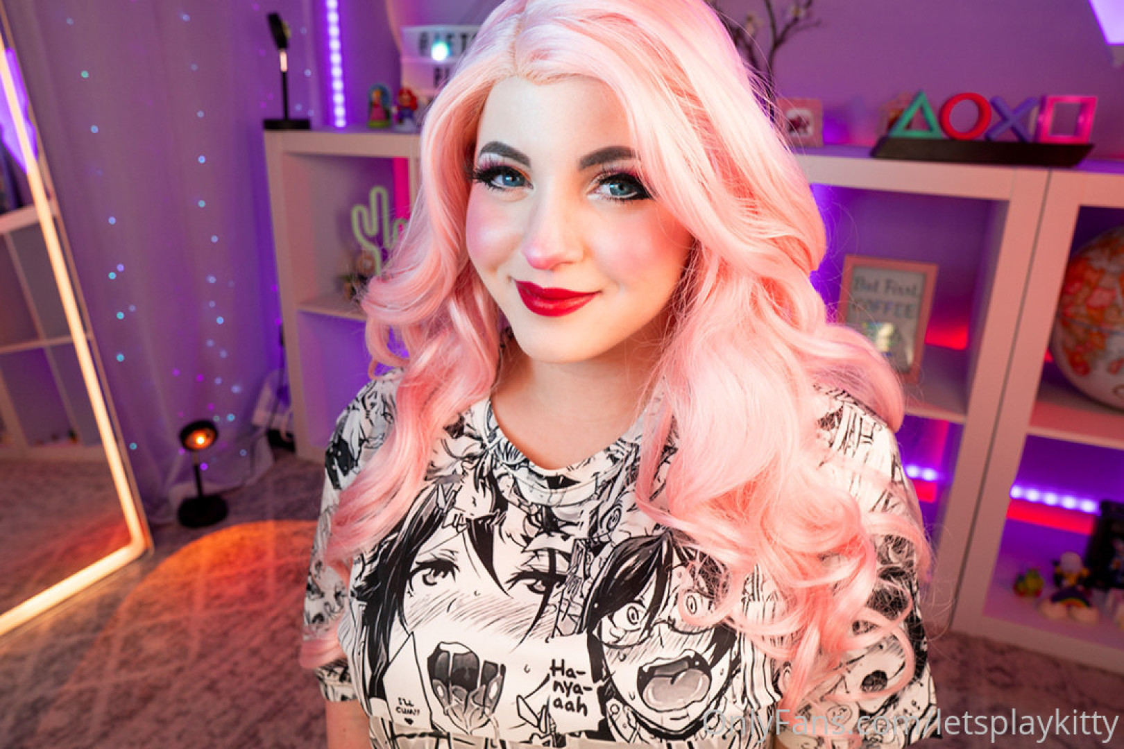 Photo by letsplaykitty published on October 15,2023 00:46:16 - BestThots