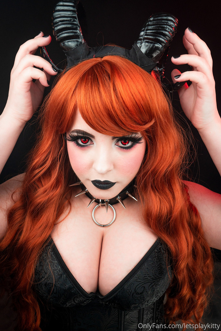 Photo by letsplaykitty published on October 15,2023 01:18:57 - BestThots