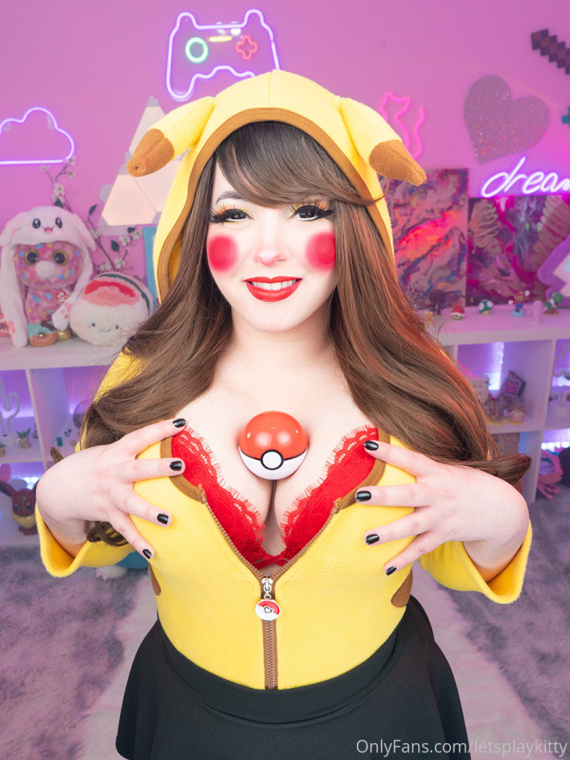 Photo by letsplaykitty published on October 15,2023 01:22:01 - BestThots