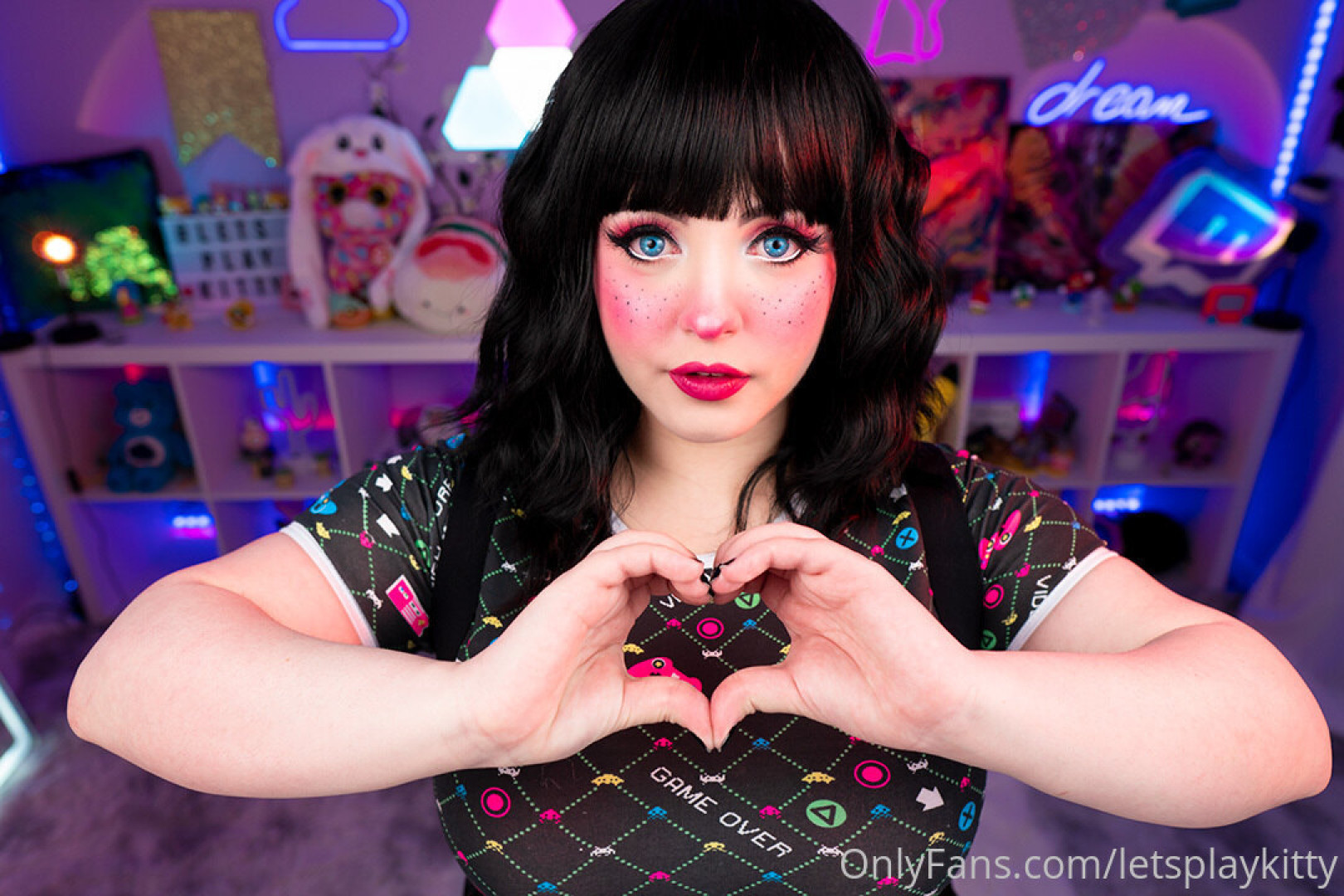 Photo by letsplaykitty published on October 15,2023 02:14:38 - BestThots