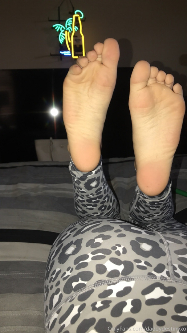 Photo by daddysdestinyxo published on October 16,2023 12:04:09 - BestThots