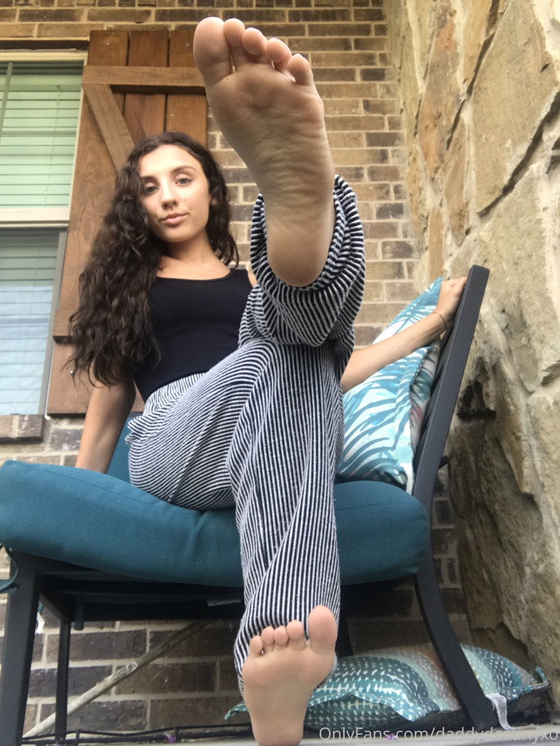 Photo by daddysdestinyxo published on October 16,2023 12:45:52 - BestThots