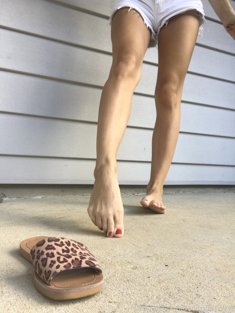 Photo by daddysdestinyxo published on October 16,2023 13:09:55 - BestThots