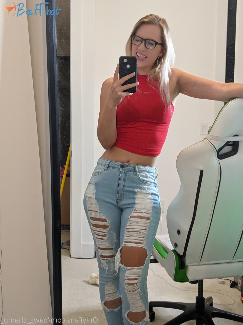 Photo by pawg_champ_ published on December 17,2024 13:05:53 - BestThots