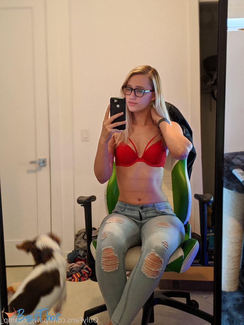 Photo by pawg_champ_ published on December 17,2024 13:06:11 - BestThots