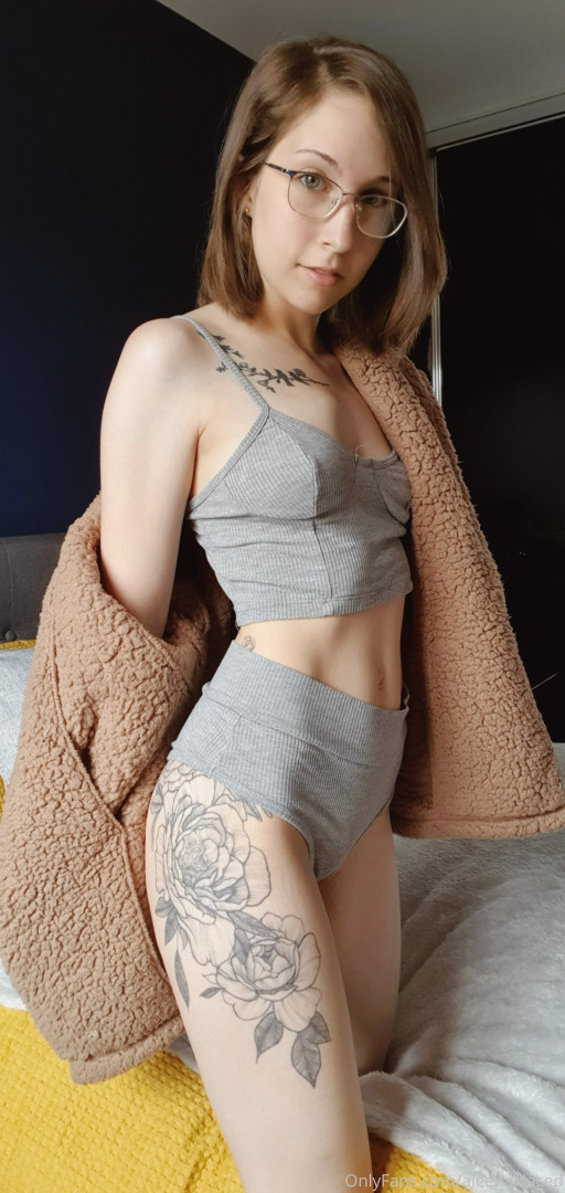 Photo by aleenaxlaced published on November 20,2023 09:32:10 - BestThots