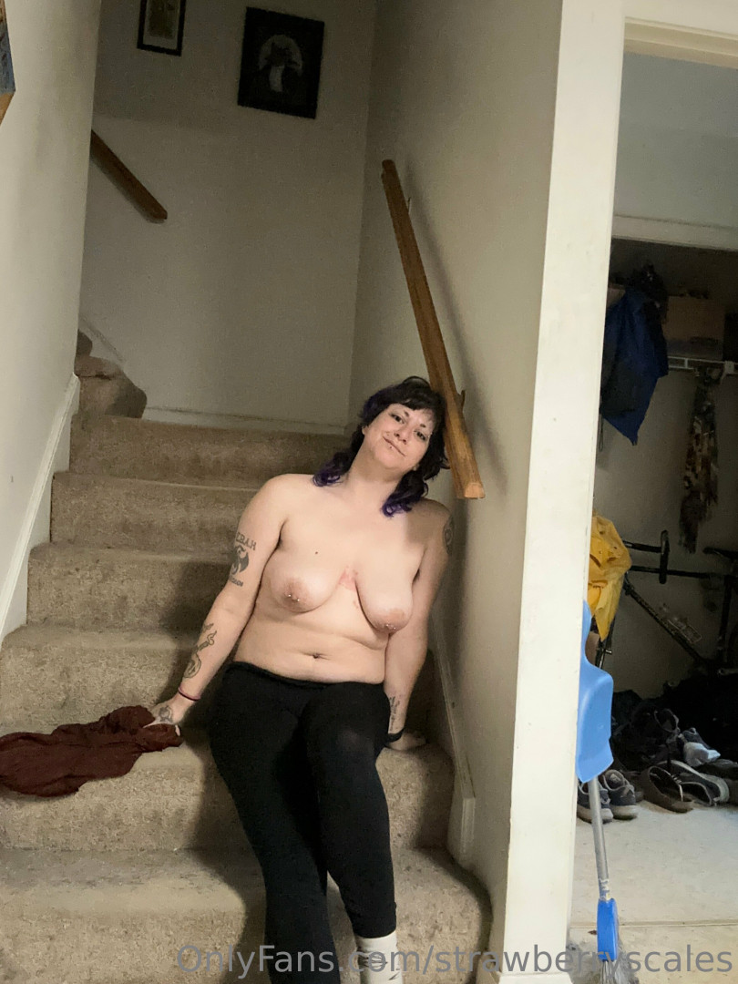 Photo by strawberryscales published on May 17,2023 14:36:47 - BestThots