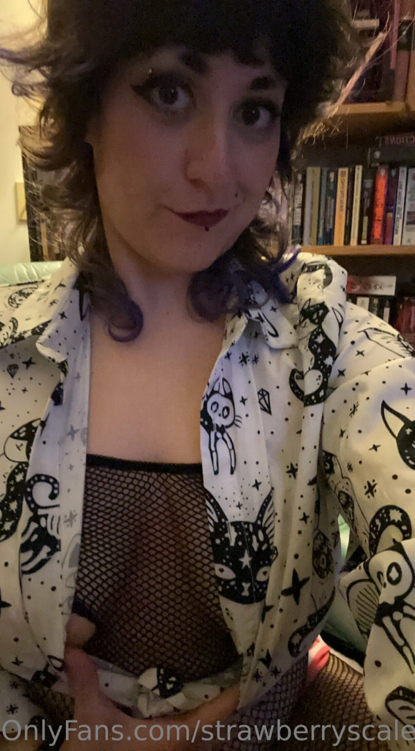 Photo by strawberryscales published on May 17,2023 14:36:49 - BestThots