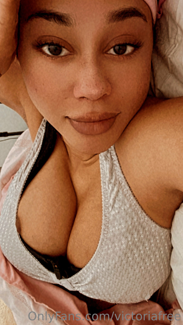 Photo by victoriafree published on July 27,2023 12:32:33 - BestThots