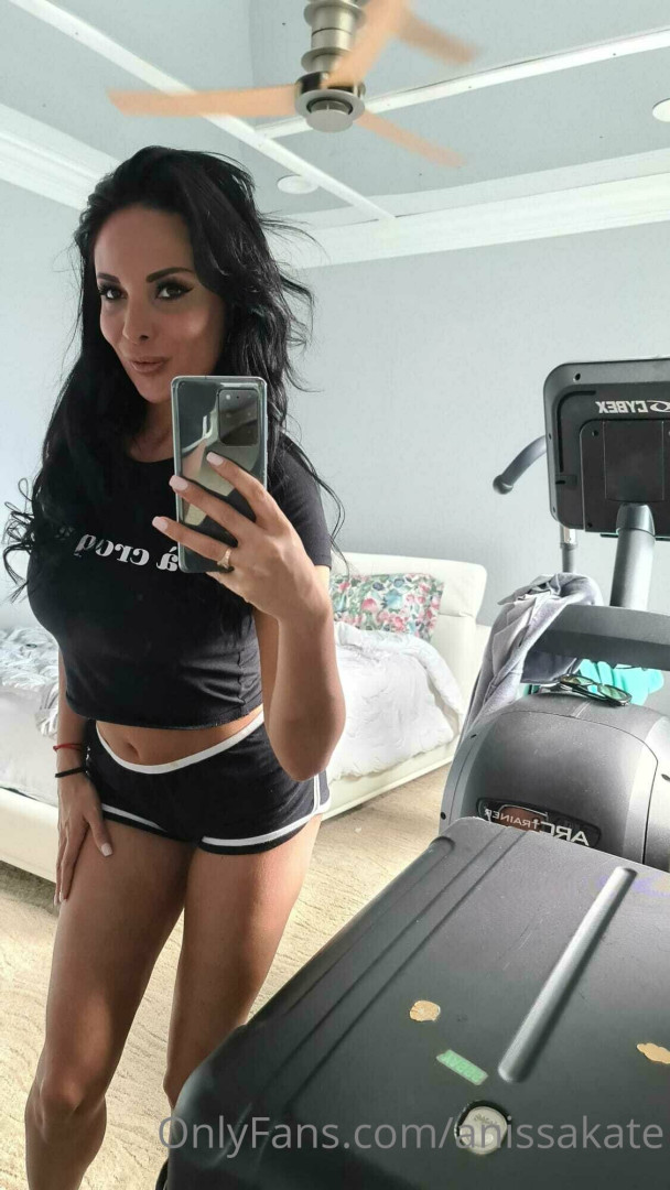 Photo by anissakate published on September 1,2023 02:09:08 - BestThots