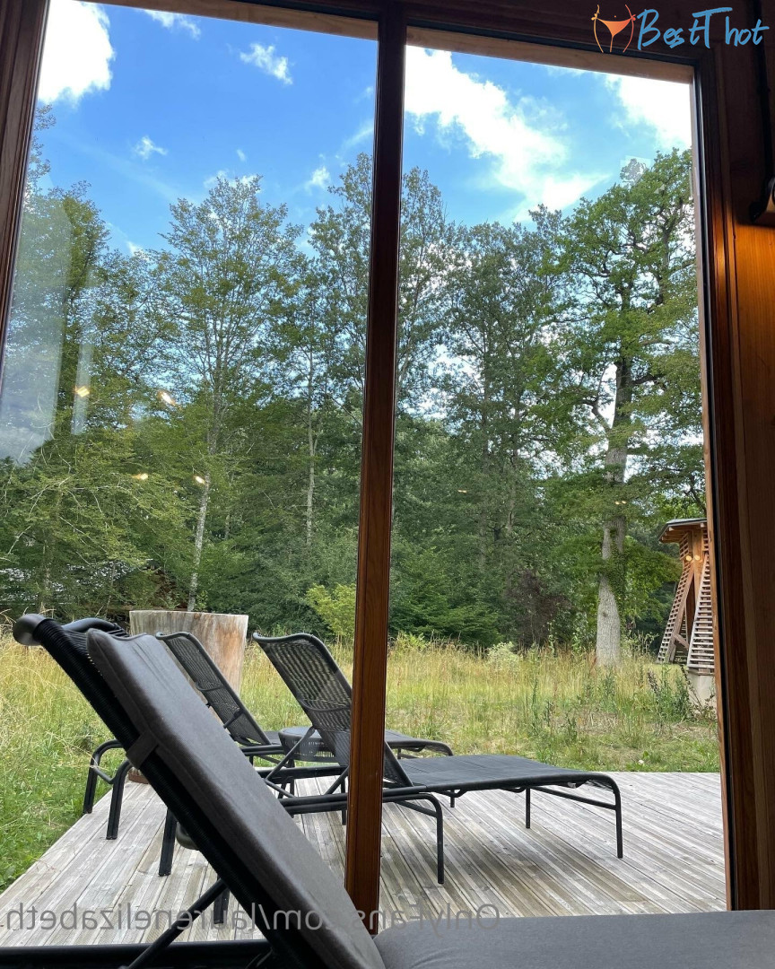 Photo by laurenelizabeth published on December 13,2024 03:05:55 - BestThots