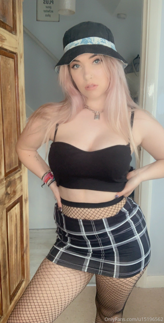 Photo by that_hippy_queen published on May 17,2023 07:29:41 - BestThots