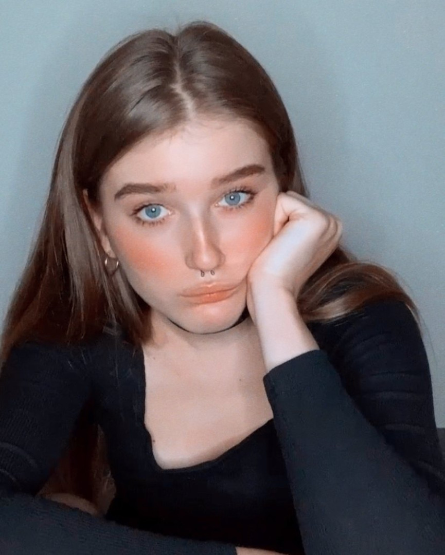 Photo by mycourtneyfrost published on May 20,2023 14:00:26 - BestThots