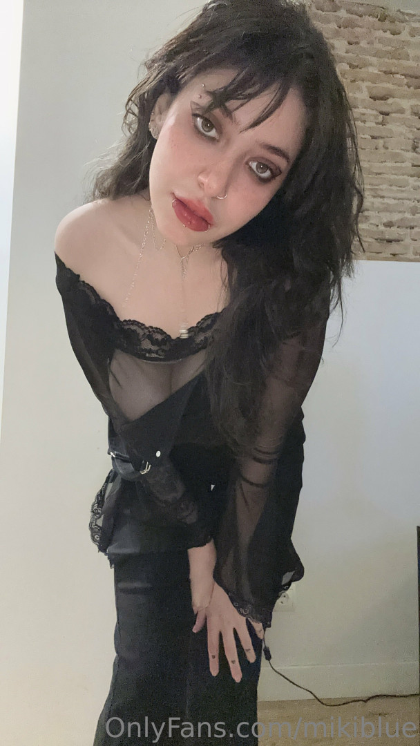 Photo by mikiblue published on August 22,2023 09:10:21 - BestThots