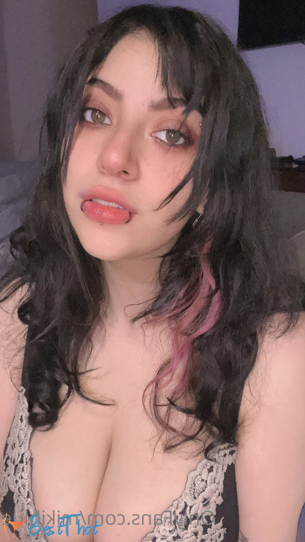 Photo by mikiblue published on December 10,2024 16:36:43 - BestThots