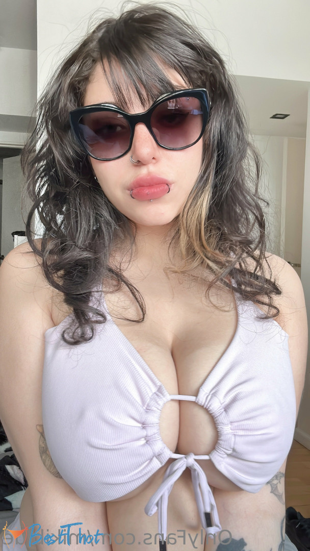 Photo by mikiblue published on December 10,2024 16:40:46 - BestThots