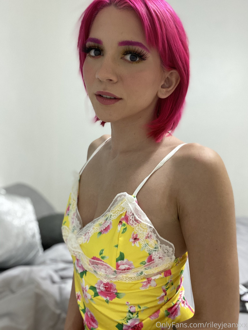 Photo by rileyjeanxxx published on August 5,2023 10:42:01 - BestThots