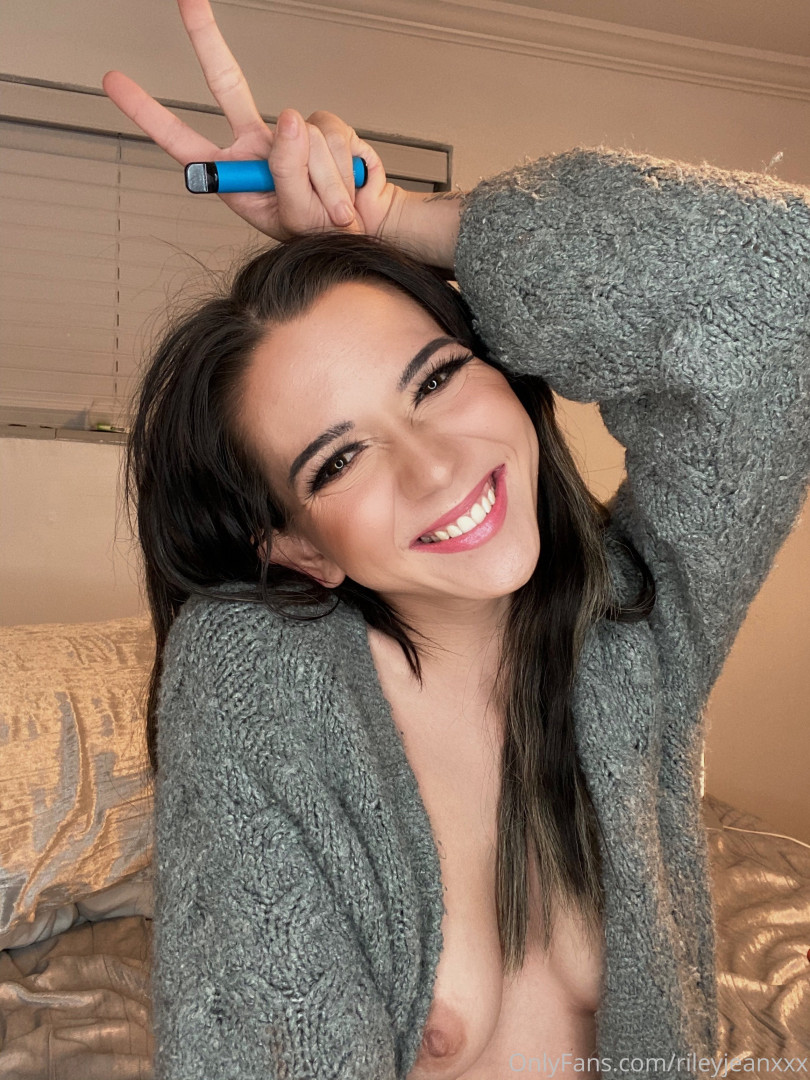 Photo by rileyjeanxxx published on August 5,2023 10:51:22 - BestThots
