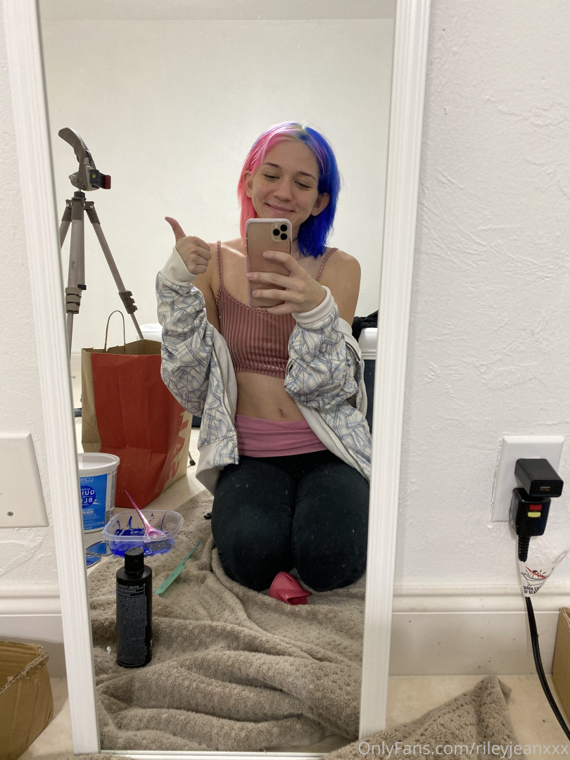 Photo by rileyjeanxxx published on August 5,2023 11:51:36 - BestThots