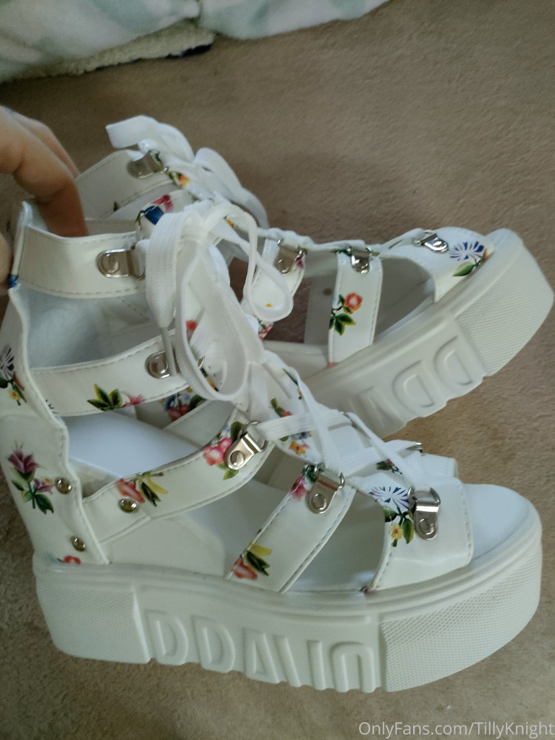 Photo by tillyknightvip published on May 16,2023 17:39:25 - BestThots