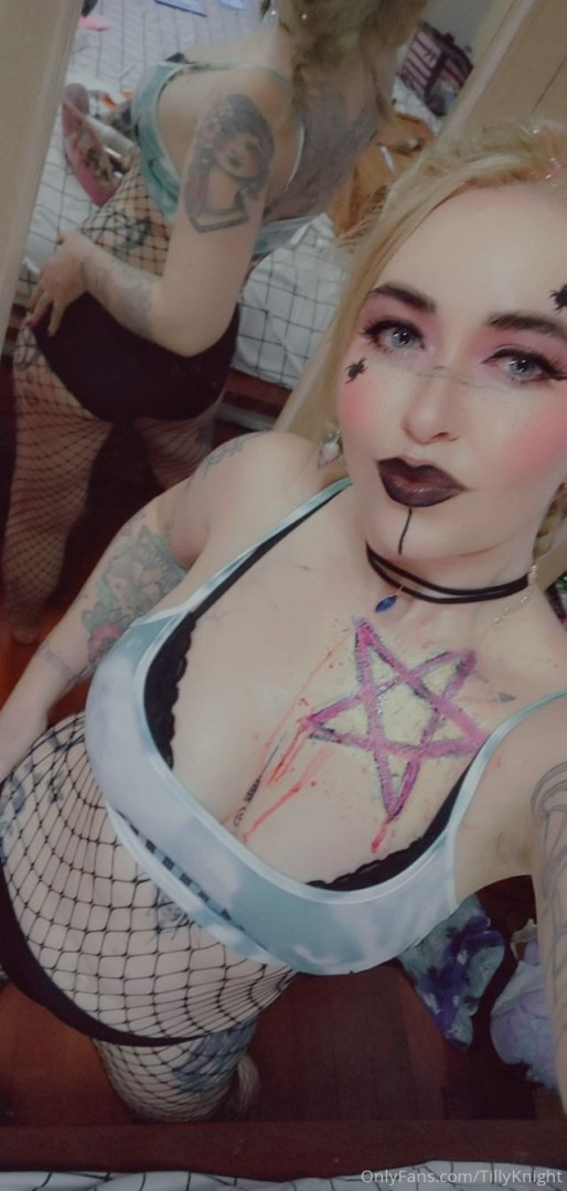Photo by tillyknightvip published on May 16,2023 17:45:00 - BestThots