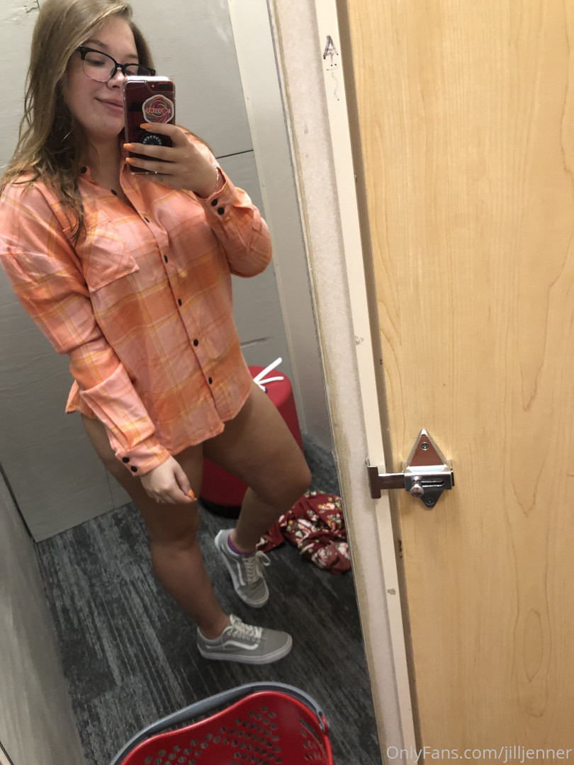 Photo by letsgetjilly published on June 18,2023 03:56:25 - BestThots