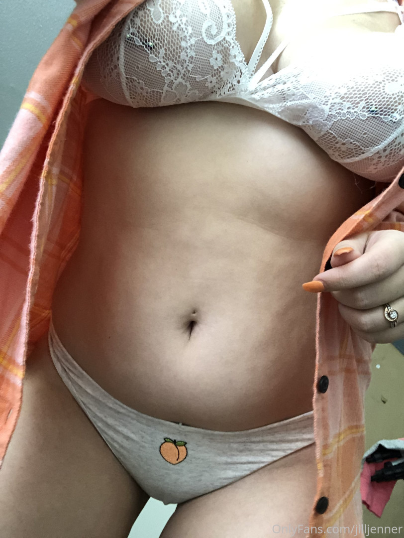 Photo by letsgetjilly published on June 18,2023 04:00:08 - BestThots