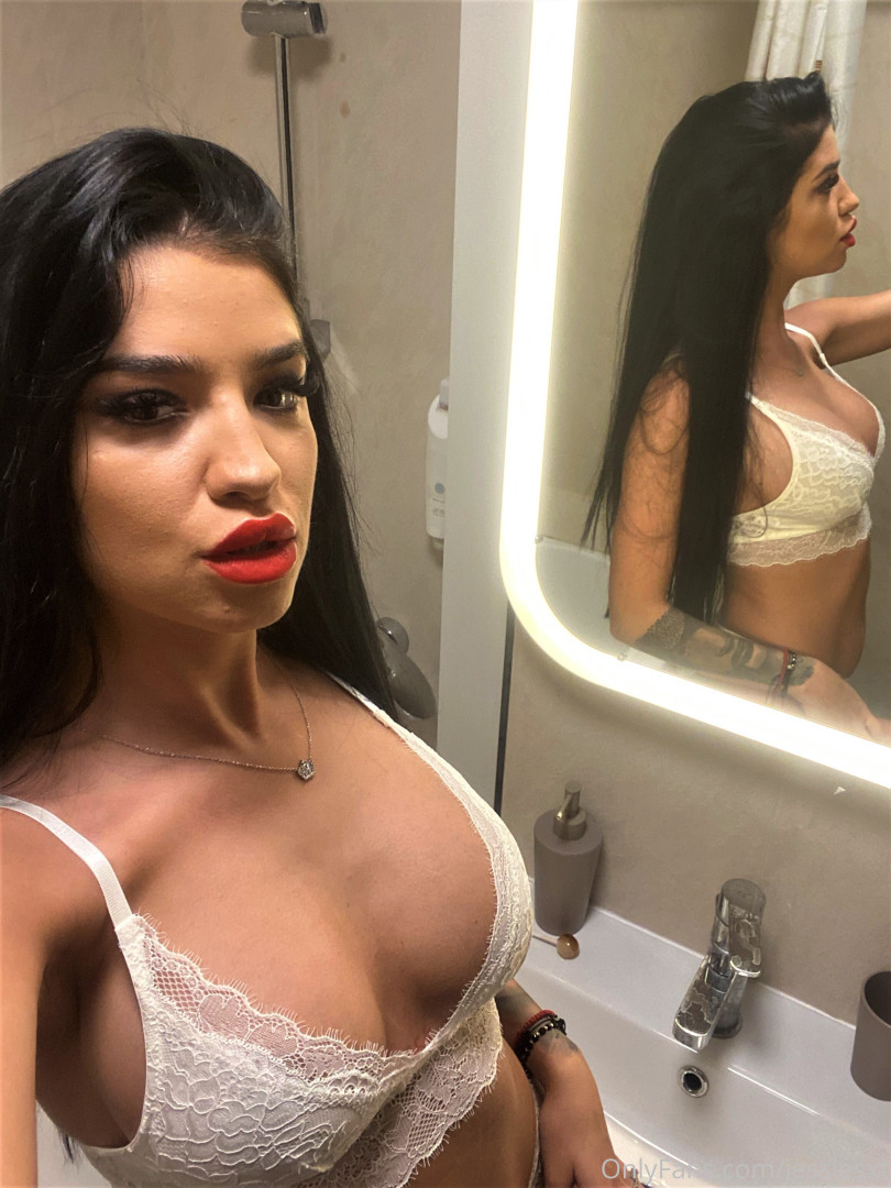 Photo by almablack published on June 30,2023 08:06:00 - BestThots