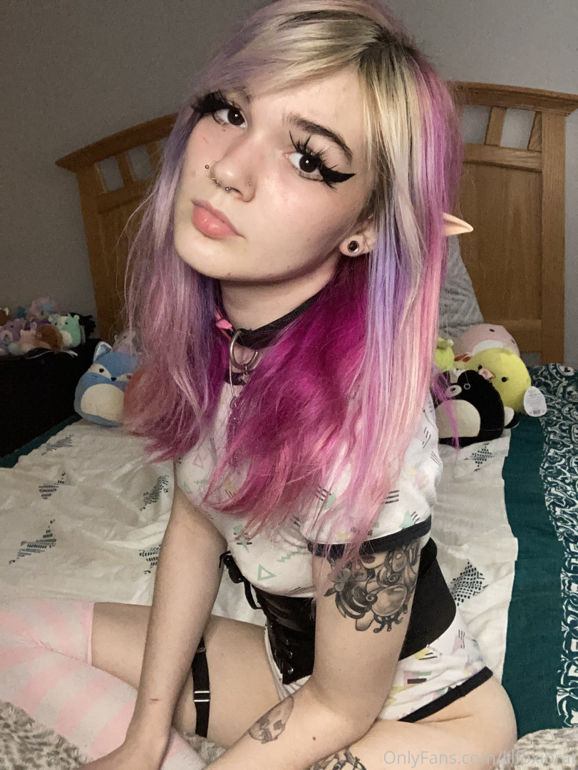 Photo by lilfoxibrat published on October 14,2023 12:56:15 - BestThots