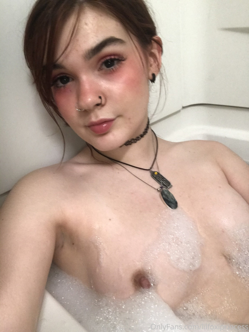 Photo by lilfoxibrat published on October 14,2023 14:18:50 - BestThots