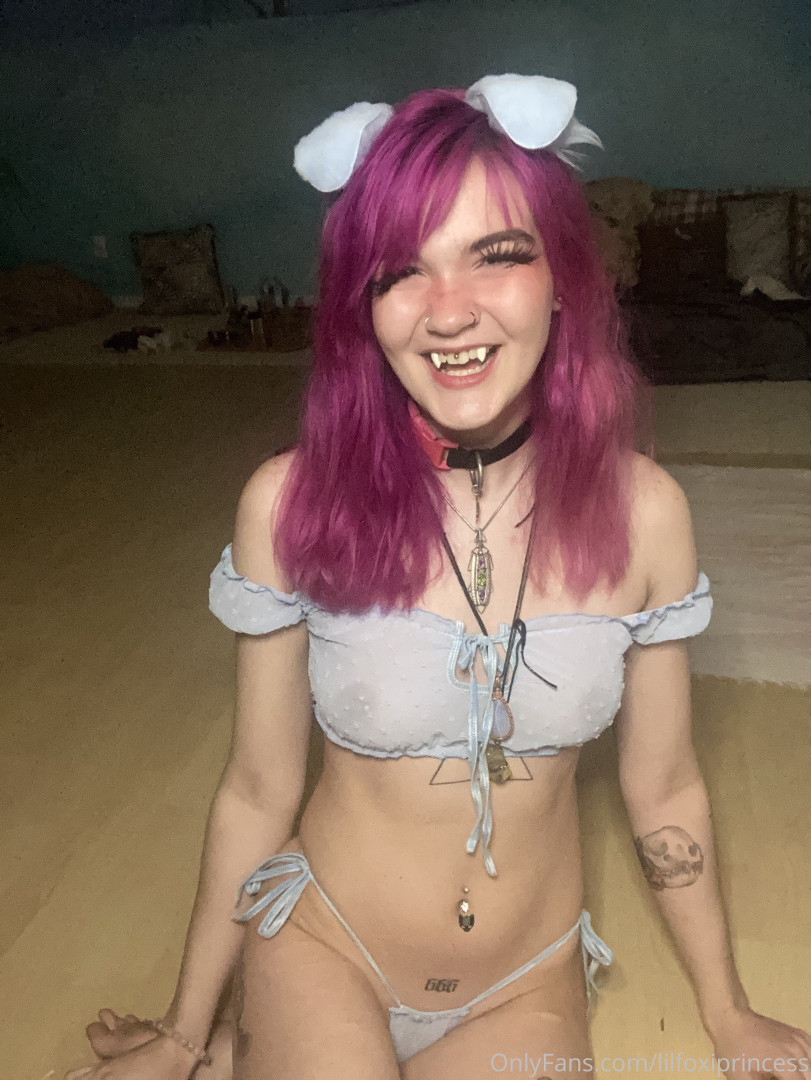 Photo by lilfoxibrat published on October 14,2023 17:32:24 - BestThots