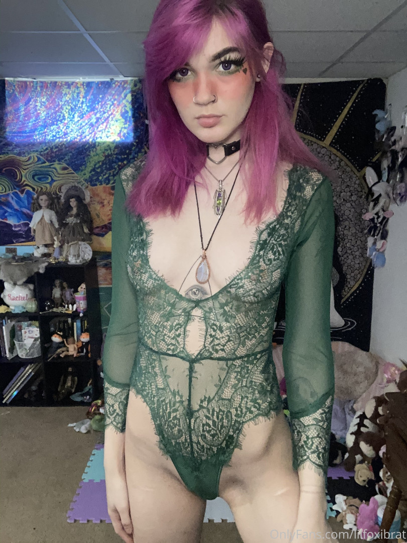 Photo by lilfoxibrat published on October 14,2023 17:46:50 - BestThots