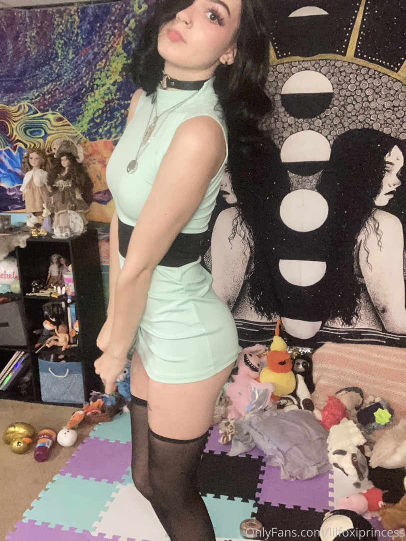 Photo by lilfoxibrat published on October 15,2023 23:42:32 - BestThots