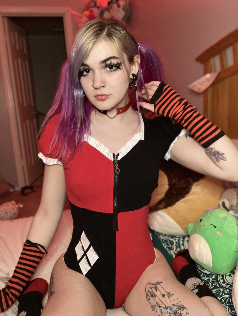 Photo by lilfoxibrat published on October 15,2023 23:46:19 - BestThots
