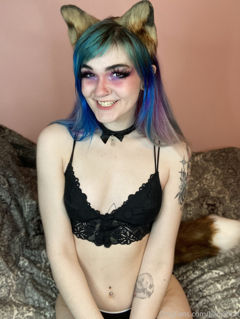 Photo by lilfoxibrat published on October 15,2023 23:55:43 - BestThots