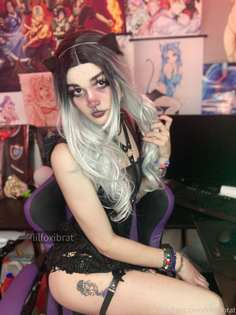 Photo by lilfoxibrat published on October 16,2023 00:02:45 - BestThots