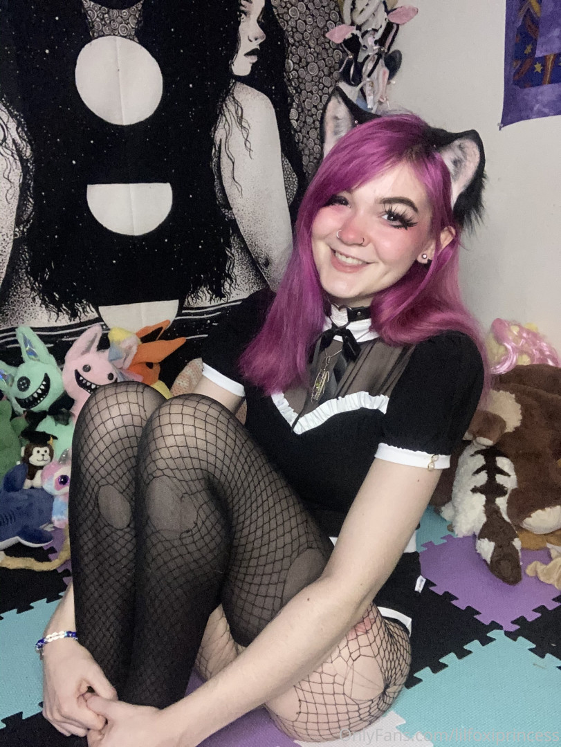 Photo by lilfoxibrat published on October 16,2023 00:10:20 - BestThots