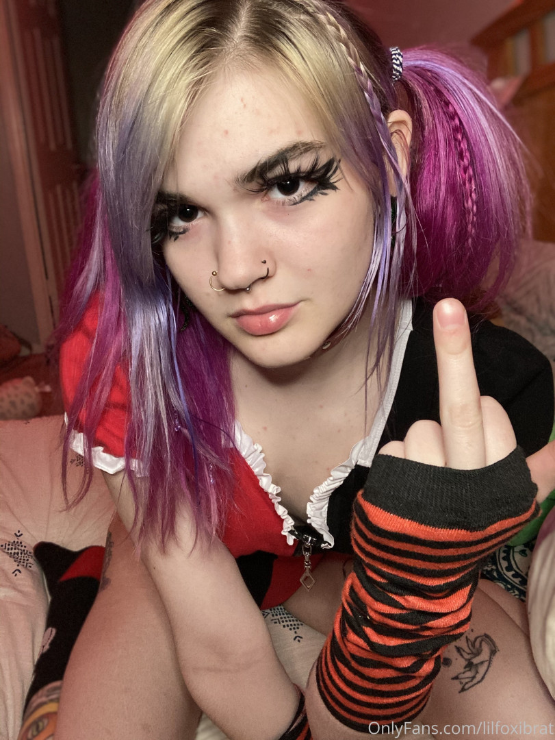 Photo by lilfoxibrat published on October 16,2023 00:16:15 - BestThots