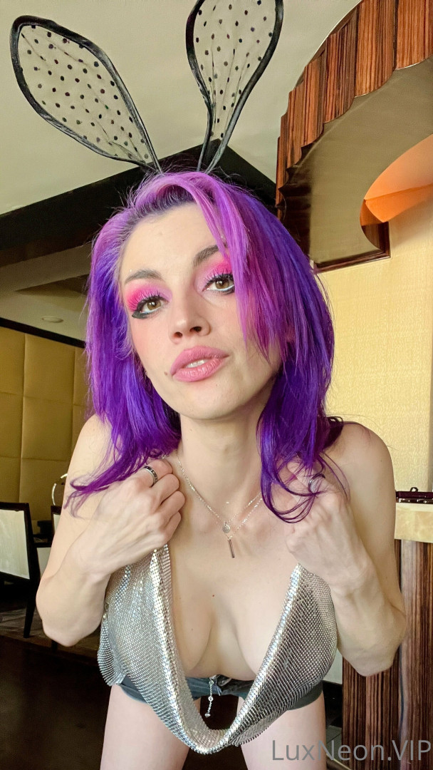 Photo by luxneon published on October 16,2023 21:56:02 - BestThots