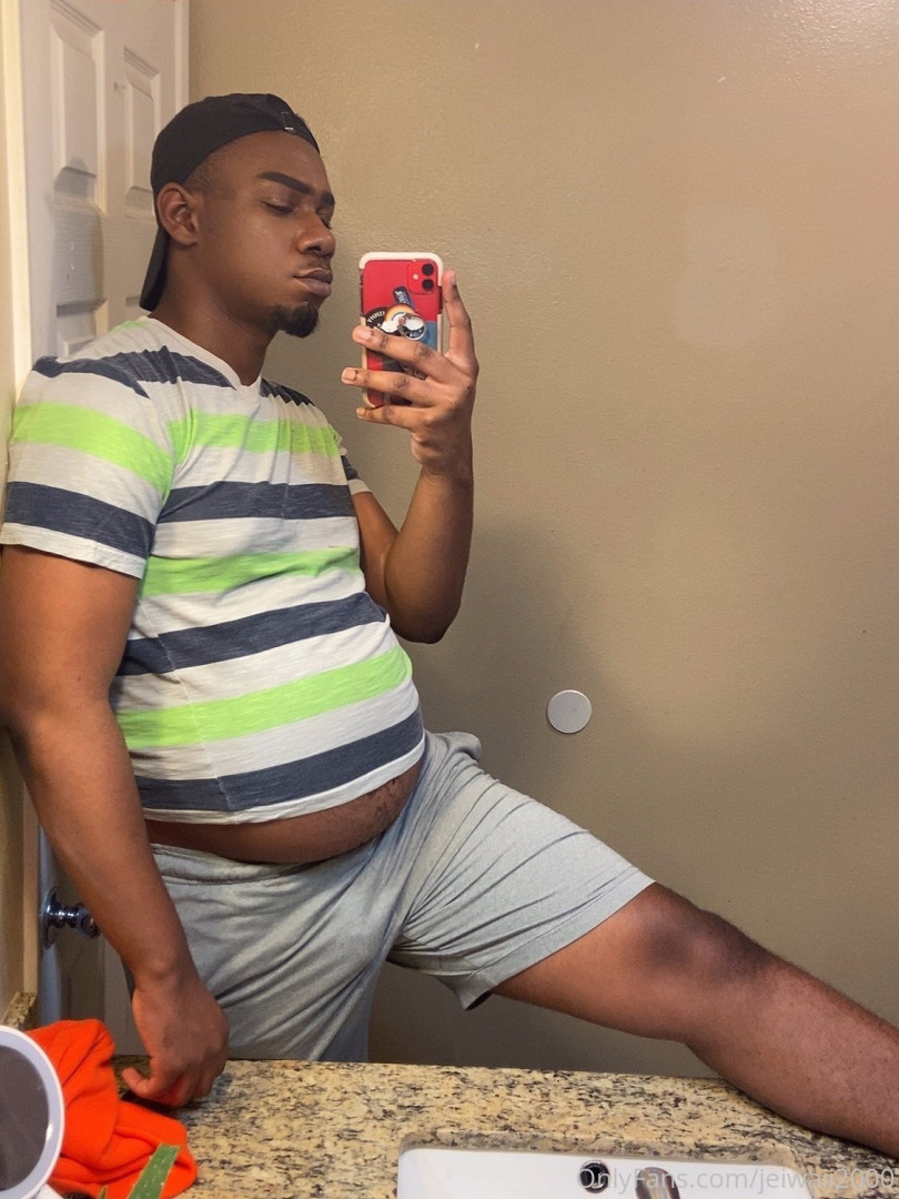 Photo by jeiwaii2000 published on July 11,2023 15:43:01 - BestThots
