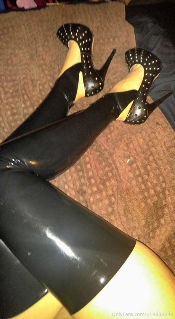 Photo by littlebrat92 published on October 16,2023 01:58:09 - BestThots