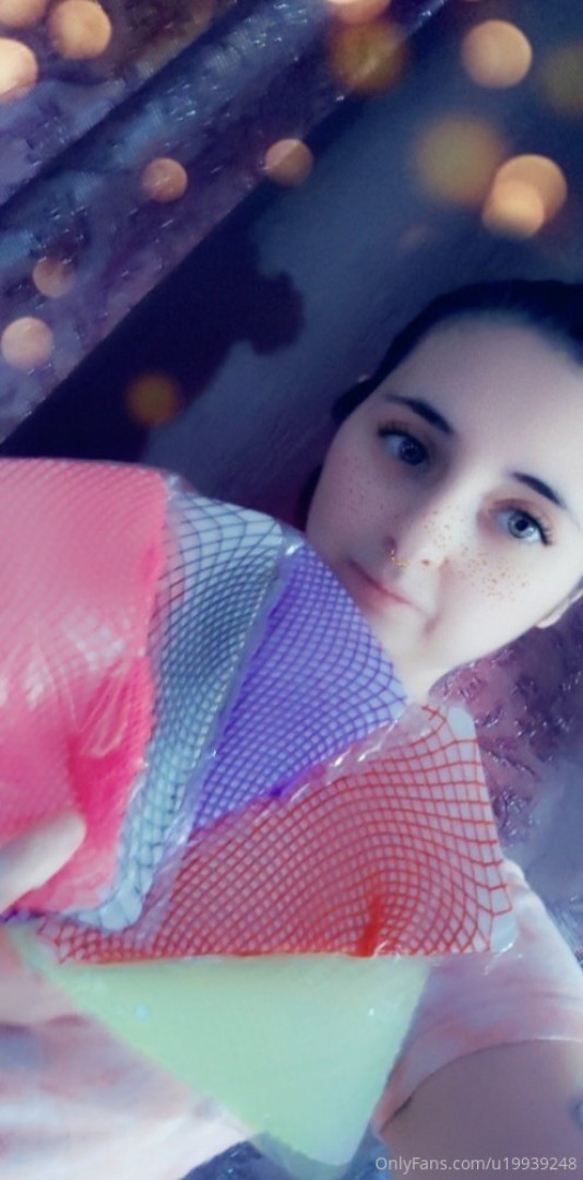 Photo by littlebrat92 published on October 16,2023 02:01:58 - BestThots